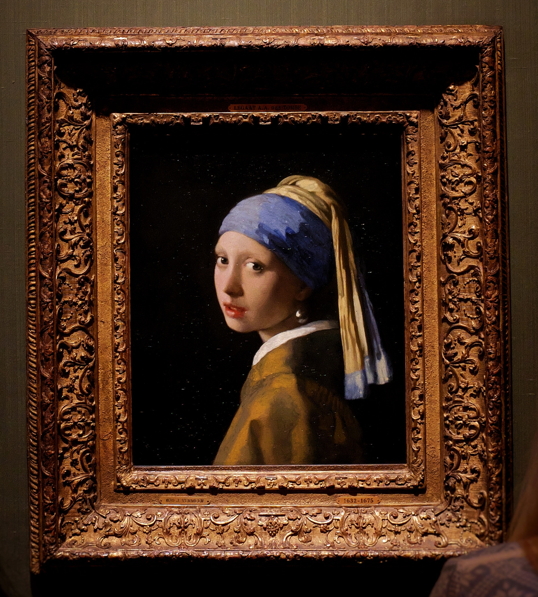 Girl with a pearl earring Girl with a pearl earring